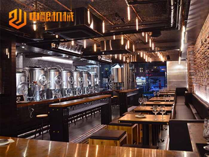 一套專業的精釀啤酒設備標準配置（zhì）有哪些