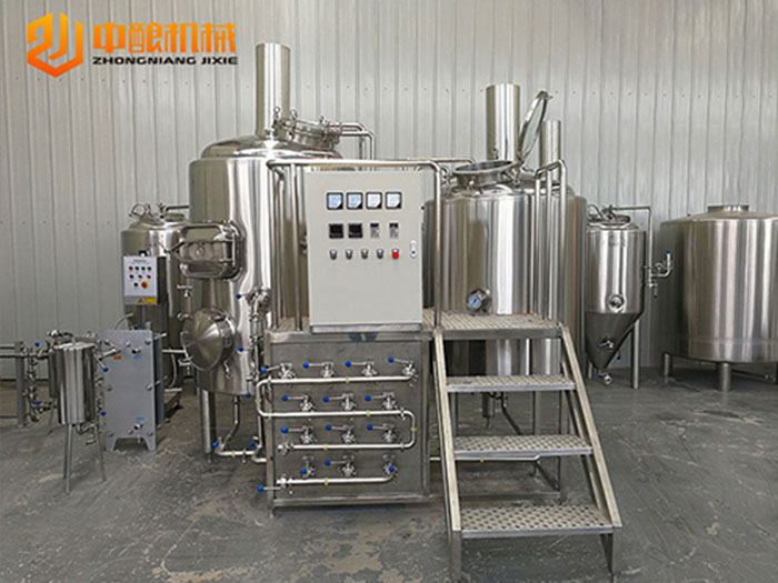 啤酒（jiǔ）灌（guàn）裝設備