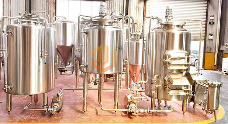 200升（shēng）精釀啤酒設備糖化（huà）係統.jpg